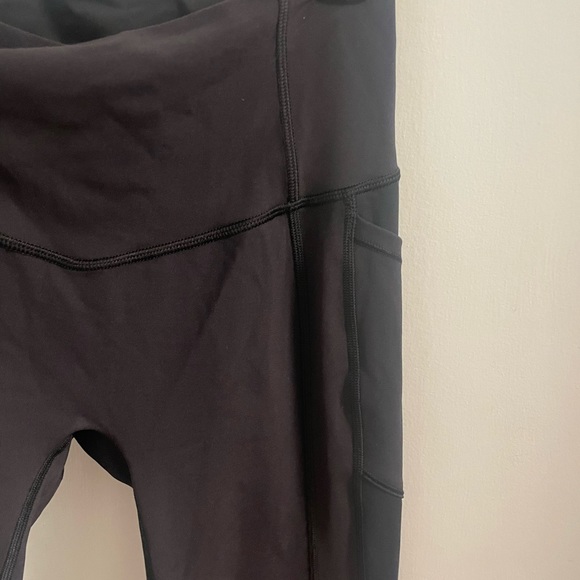 Lululemon speed up leggings size 6 - Picture 3 of 4